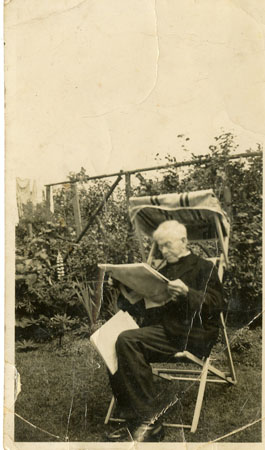 Photograph of Mr Price the Baptist Minister who lived at The Manse Butterhill, Llangwm, Pembrokeshire